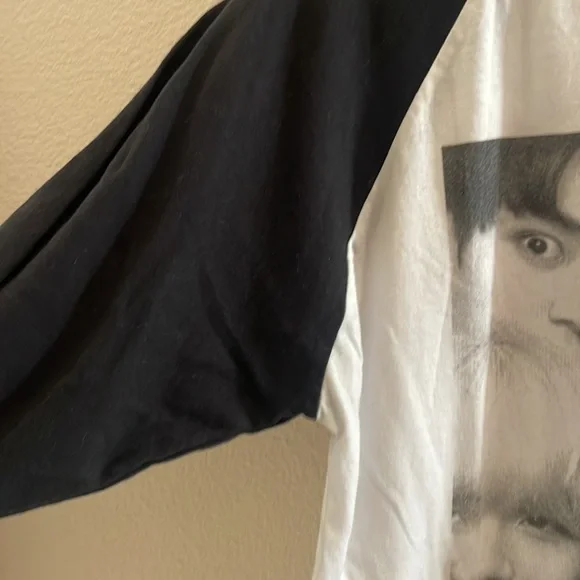 Women’s BTS concert T-shirts - Picture 3 of 7